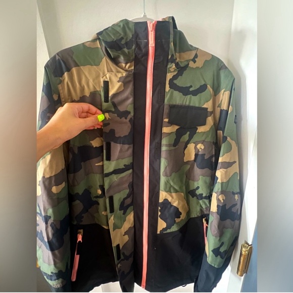 Aperture Snowboard/Ski Jacket - Picture 2 of 10